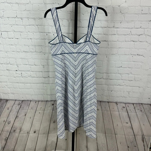 Lilly Pulitzer Vintage Blue and White Striped Seersucker Dress Size 10 - Picture 4 of 5